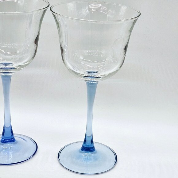 Americana Light Blue Cristal D'Arques Crystal Wine Glasses 7" flared Luminarc - Picture 4 of 9